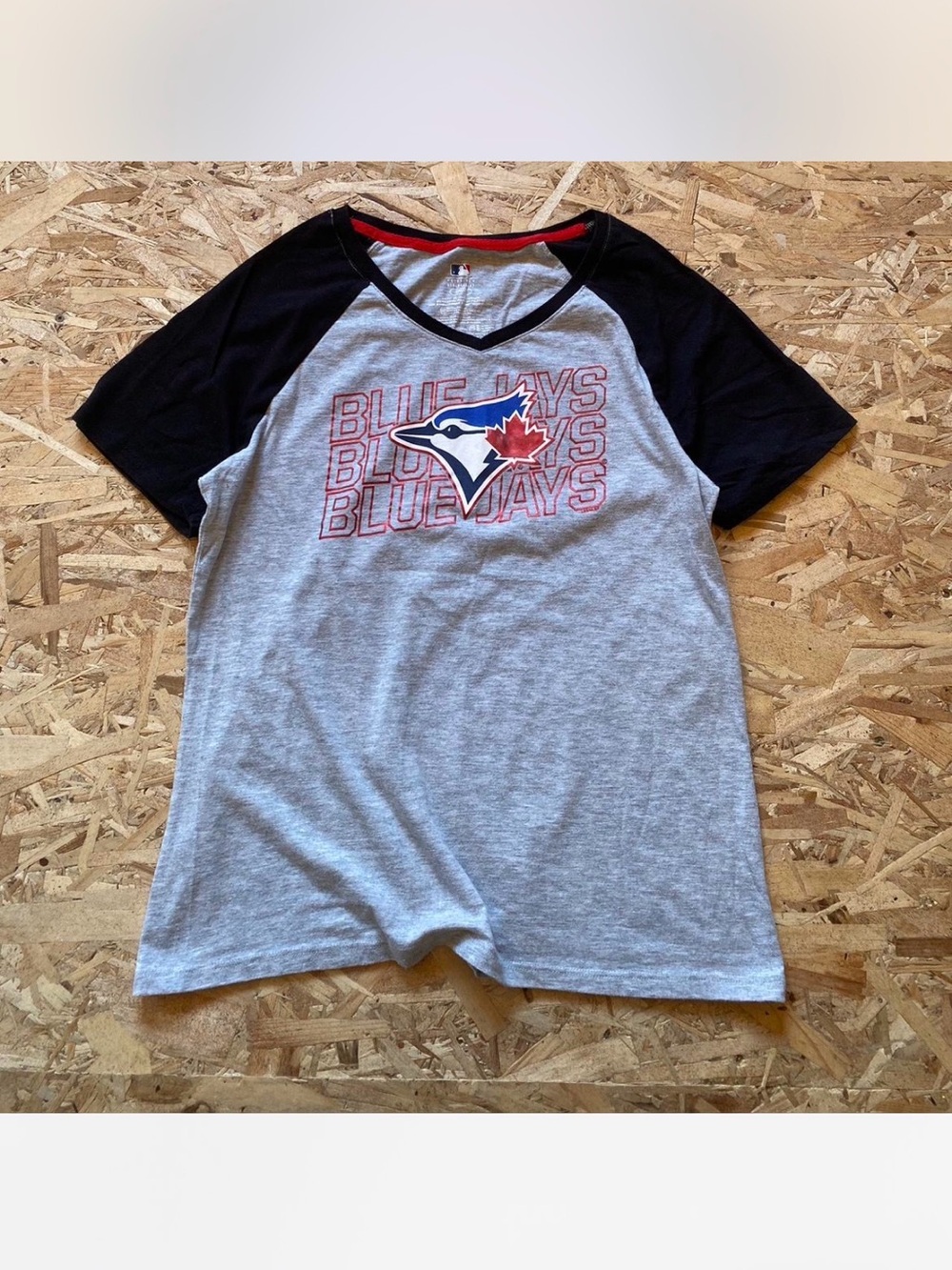 MLB Toronto Blue Jays Raglan Tee - Gray & Black-Woman